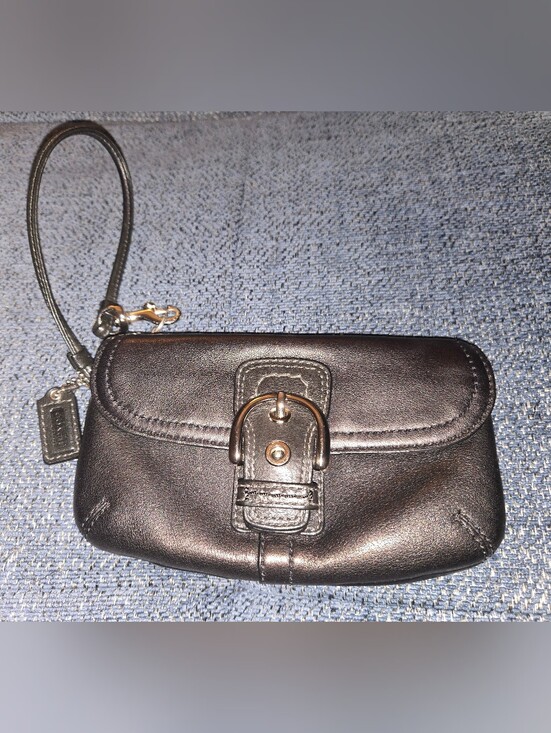 Coach Handbags - Coach Dual Compartment Wristlet